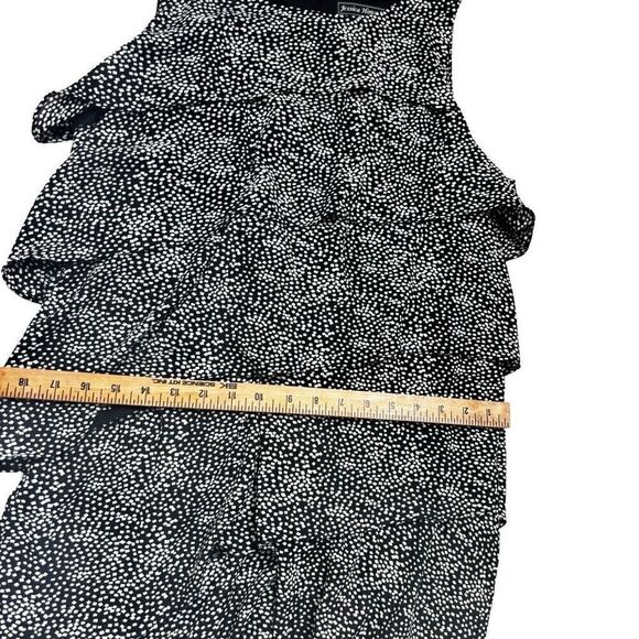 Jessica, Howard  - Picture 13 of 15